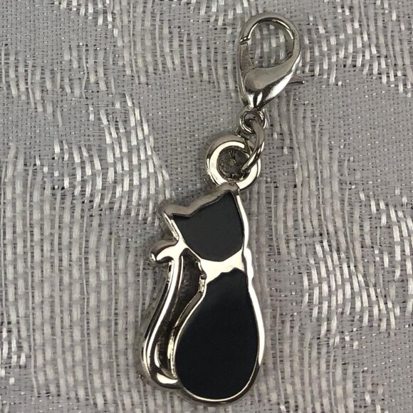 Arm & Hammer KittyCrew Toggle Closure Chain Bracelet with 5 Purr-fect Cat Charms - Picture 8 of 15